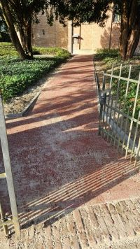 Straatwerk en Brievenbus